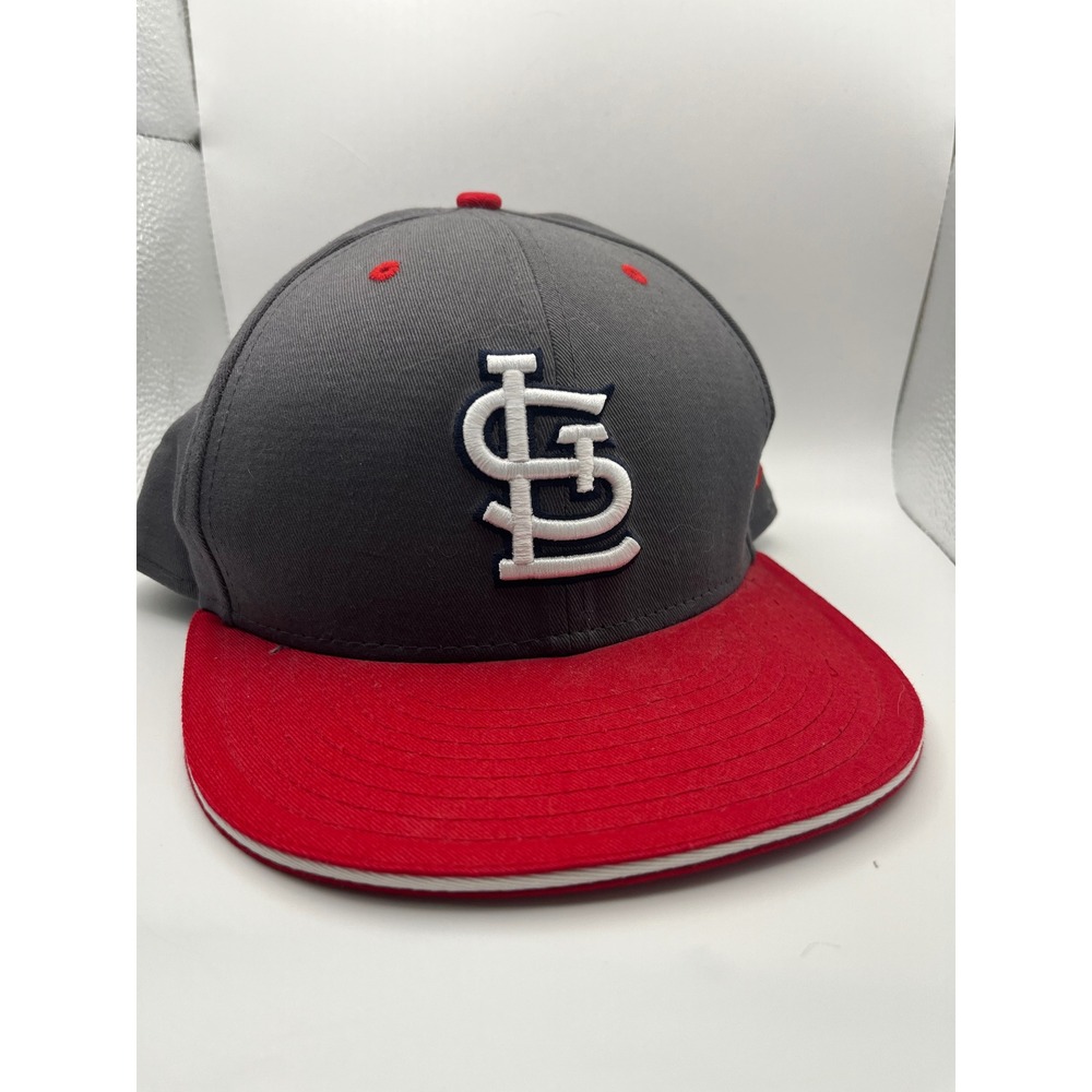St Louis Cardinals MLB Hat Grey Red Fitted 7 3/8 Flat Bill Cap New Era 59FIFTY